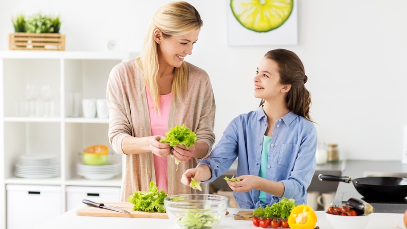 How to Naturally Cure Nutrients Deficiency in Women?