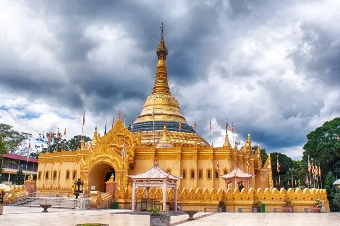 10 Popular and Popular Tourist Attractions in Berastagi