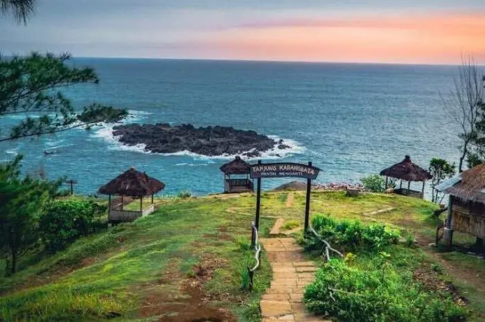 Tourist Attractions in Kebumen for an Impressive Nature Experience