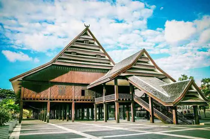 Tourist Attractions in Southeast Sulawesi, Captivating Natural and Cultural Charm